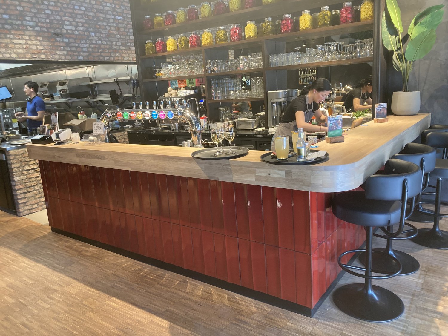 ELLIS GOURMET BURGER — Ellis Gourmet Antwerpen